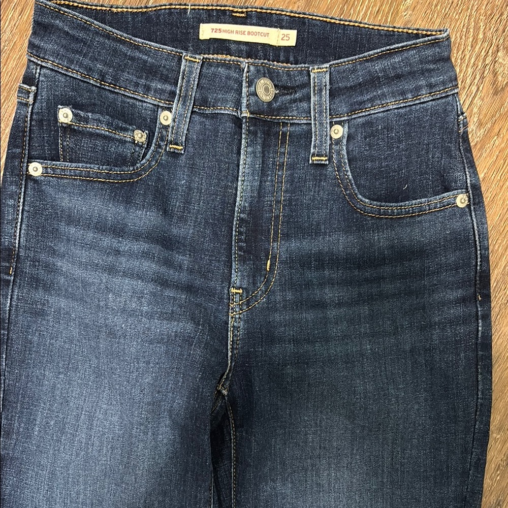 Classic Blue Women's boot cut Jeans - Picture 4 of 4